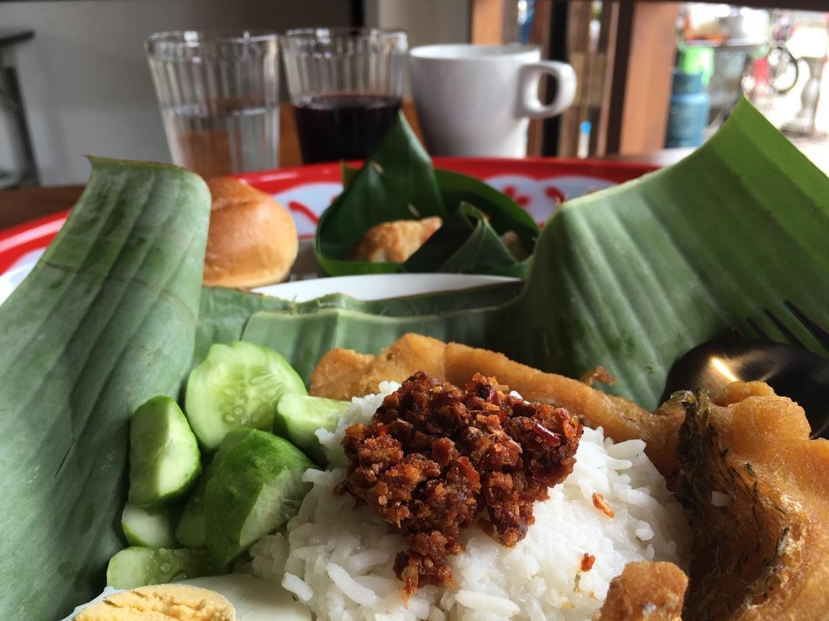 Comeneetee Uthai Ban Khok Mo Luaran gambar